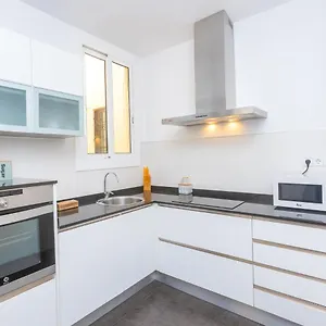 Apartment Eix-dret-roger De Lluria-valencia By Interhome